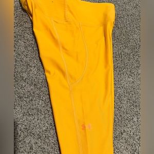 3/4 length under armory leggings